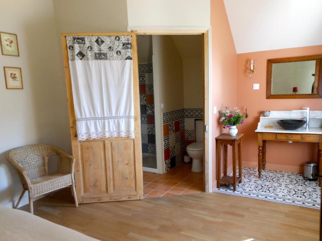 Auberge De La Tuilerie Surgy Quarto foto